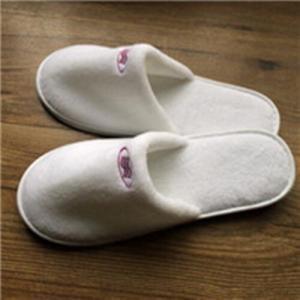 White Room Slippers for your esteemed Guests